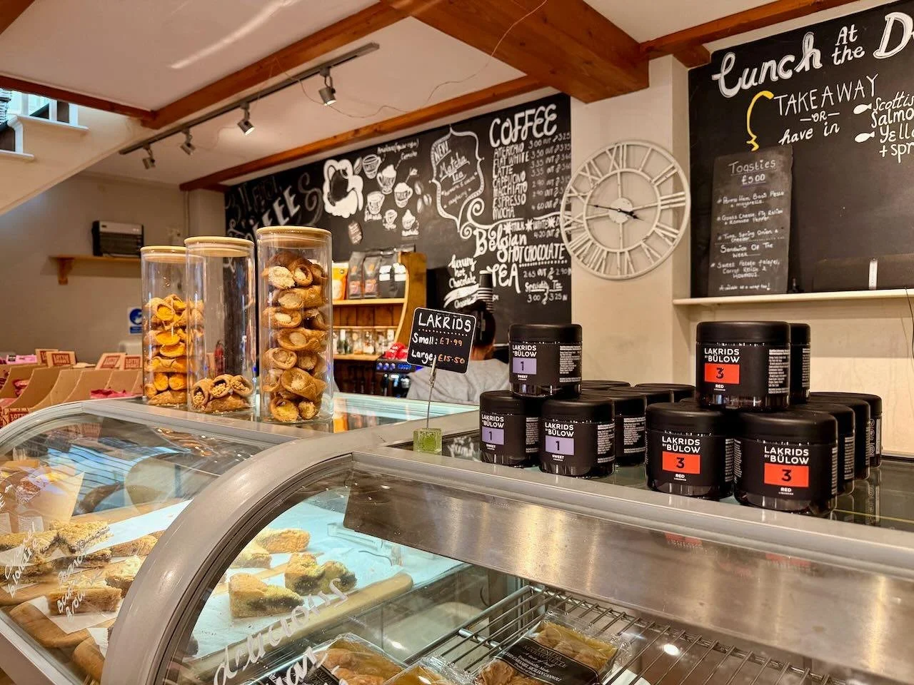 ✨ A fantastic review ✨

This is a review we&rsquo;ve recently received &mdash; and honestly, it reads like something lifted straight from a magazine!

Moments like this mean the world to us. When someone takes the time to really see what you&rsquo;re