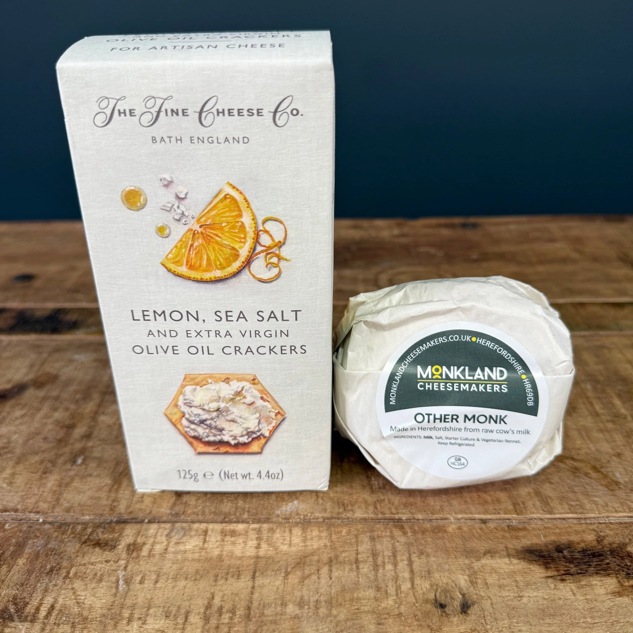 🧀✨ A perfect pairing for a relaxed evening grazing board&hellip;
We&rsquo;ve teamed beautifully crisp artisan crackers from The Fine Cheese Co. with the wonderful Other Monk cheese from local favourites Monkland Cheesemakers here in Herefordshire.

