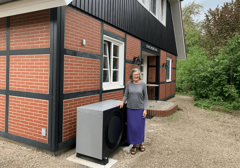 Zero Carbon Home Case Study: Solar, Heat Pump ROI & Savings | EngC ...