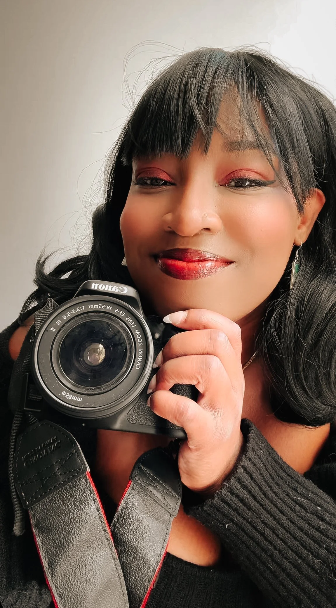 Lexie Forbes, Aurora IL photographer specializing in branding and portraits for women-owned businesses