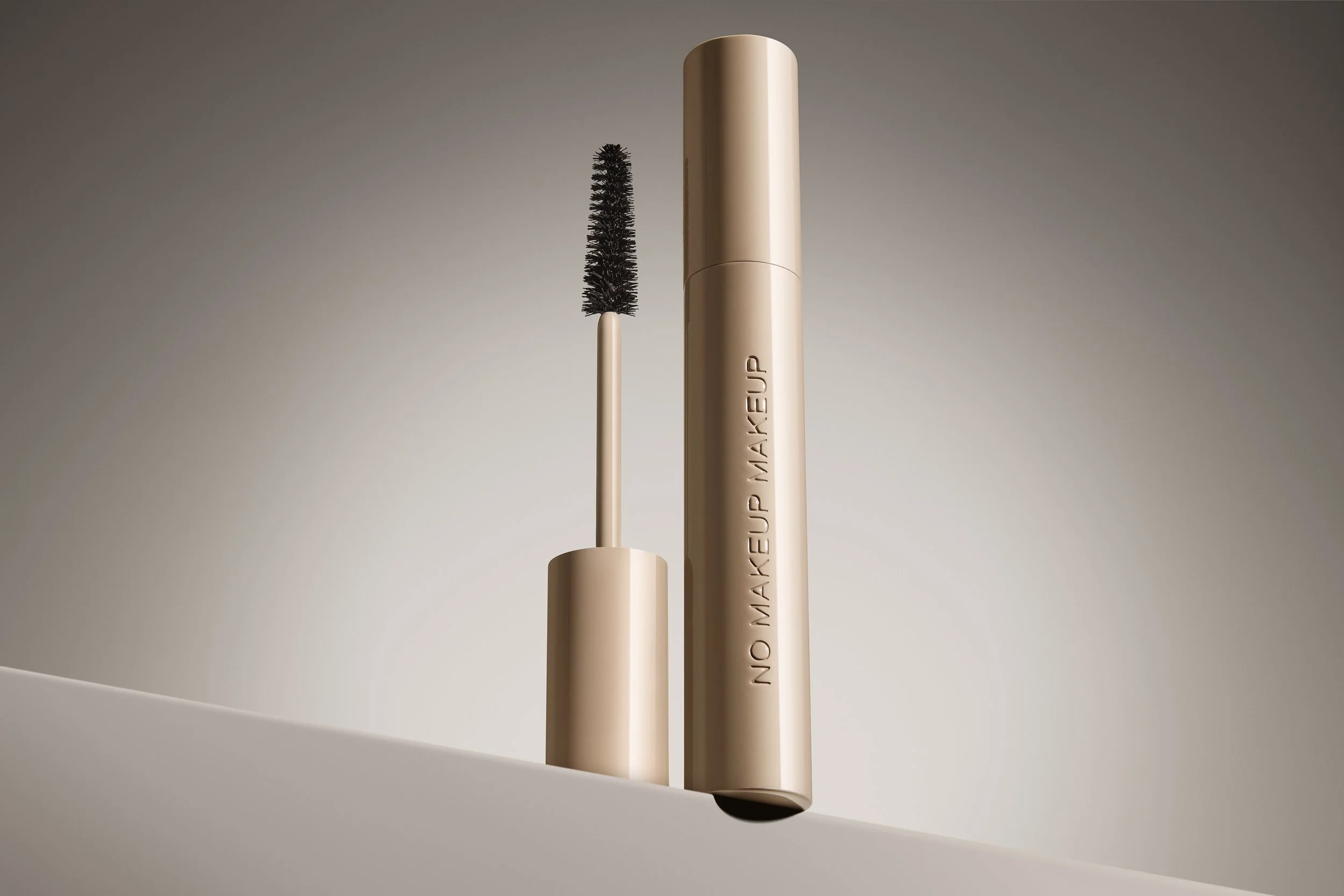 NMM_mascara_softblack_hero-2_HERO_V1.jpg