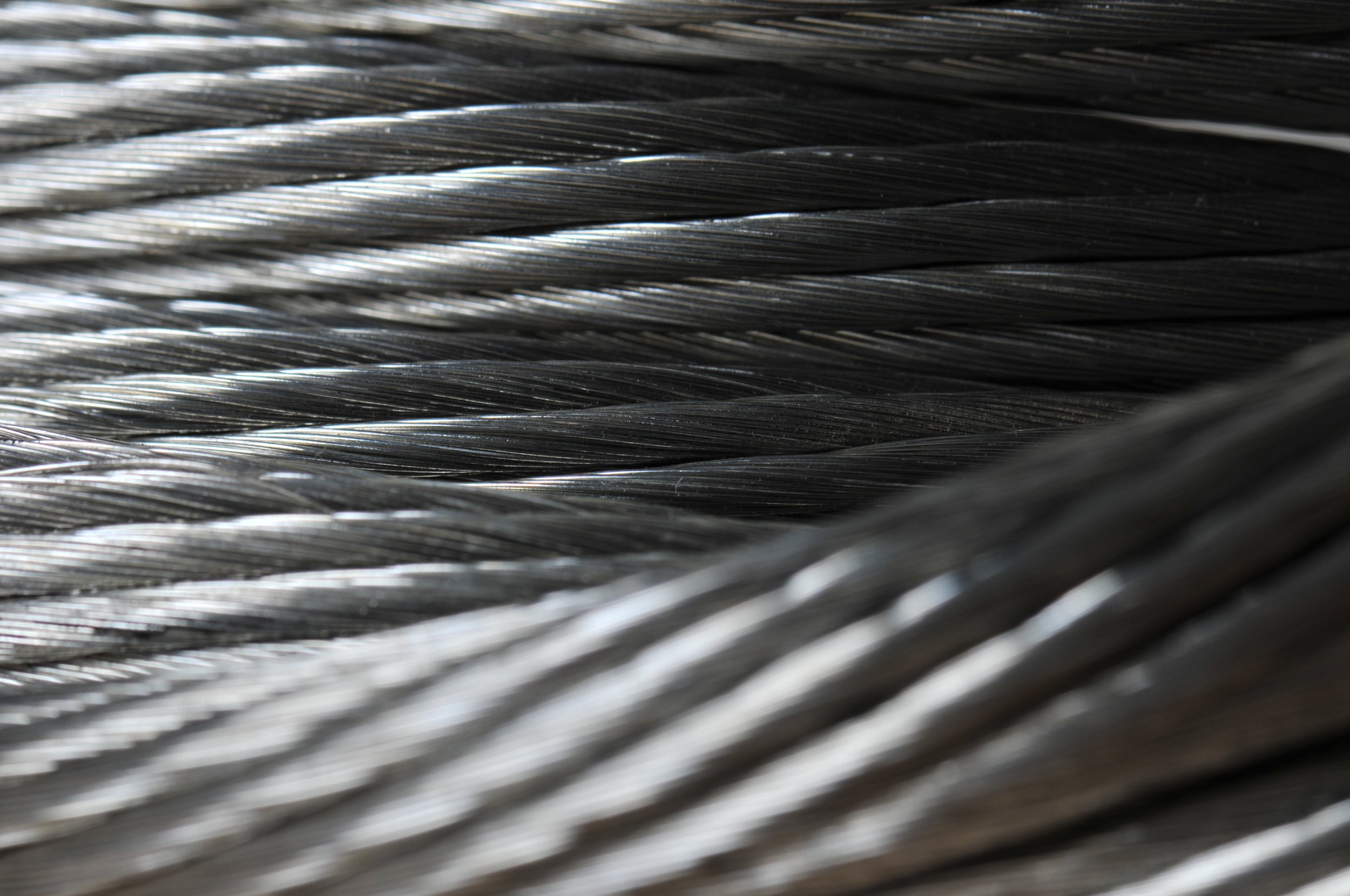 Manufacturing Insight: Tin vs. Nickel Plating — Corrosion, Solderability, Cost