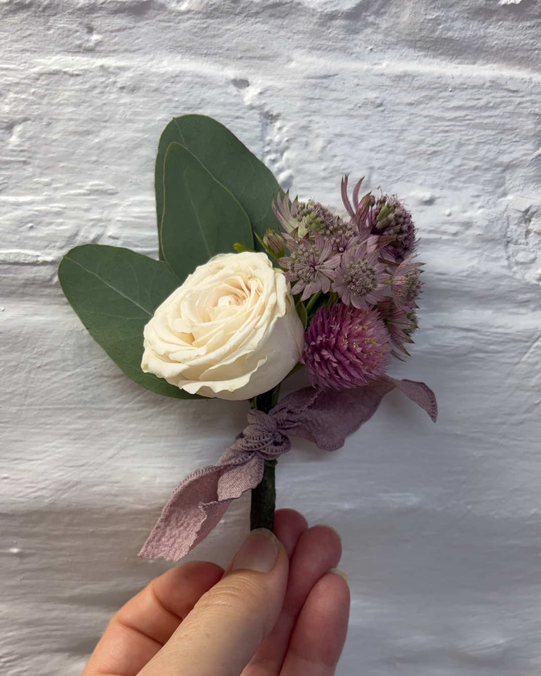 buttonhole_Sussex_wedding_flowers.png