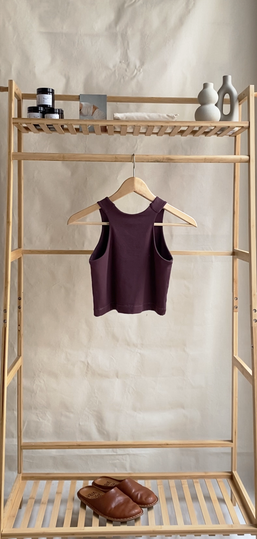 Nala Crop Plum back S.png