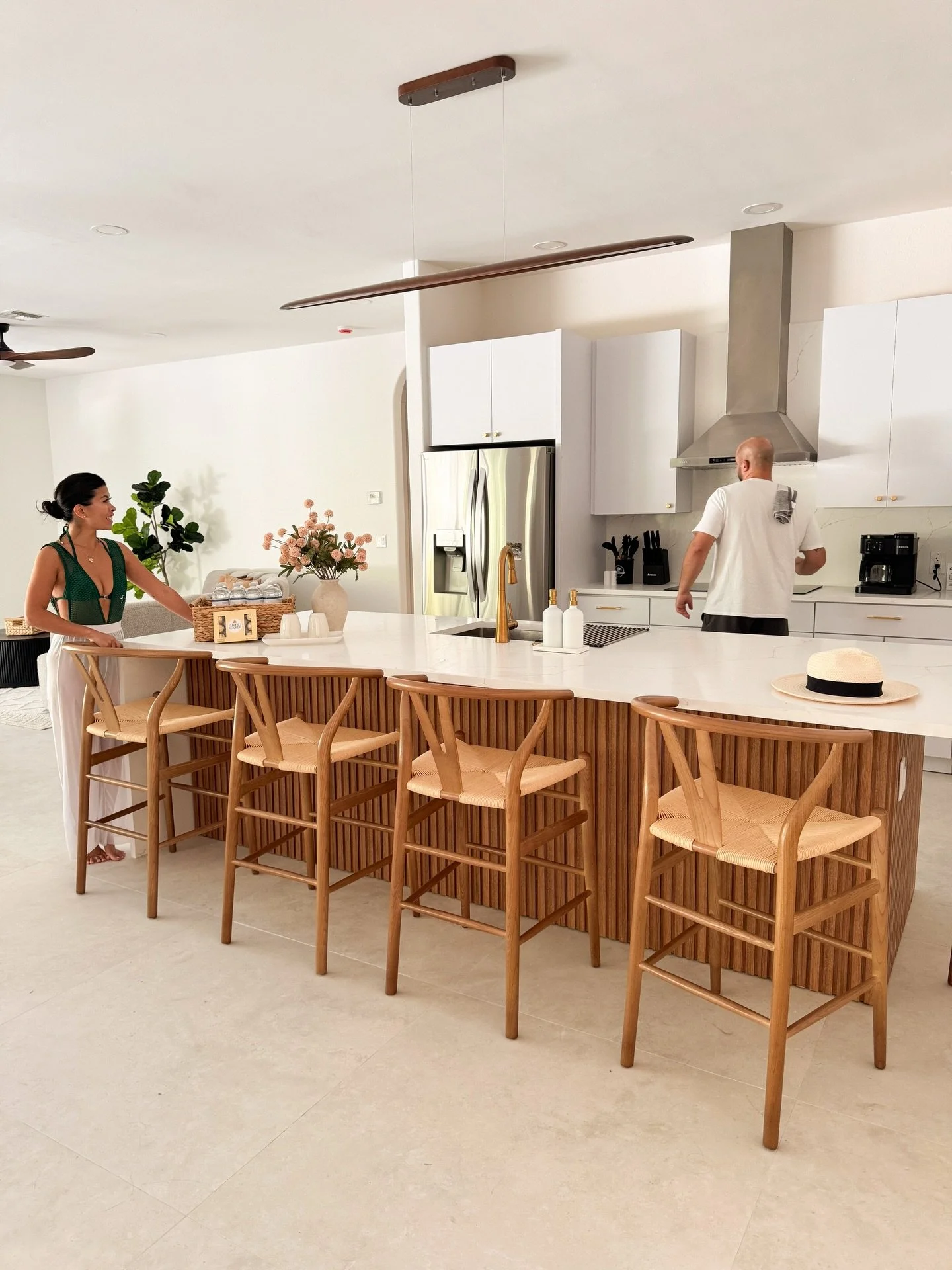 Honouring the backstage helpers, partners, boyfriends for life that make everything look effortless when it is not!

This one&rsquo;s for the sidekick best friends who never ask for credit but deserve the credit roll, we see you 🫶🏽 

#familytravel 