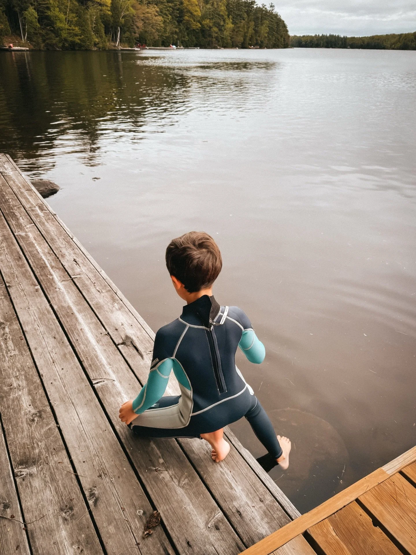 About spring planning:

leave some room for quiet cold plunges and by yourself dock time

(left you this full mood in my stories today)