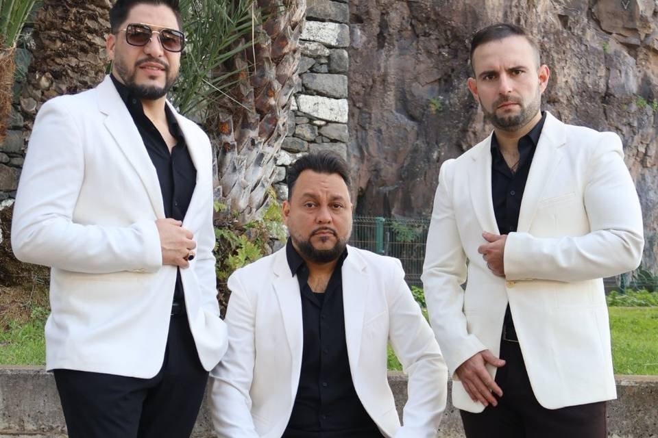 Triova Voices