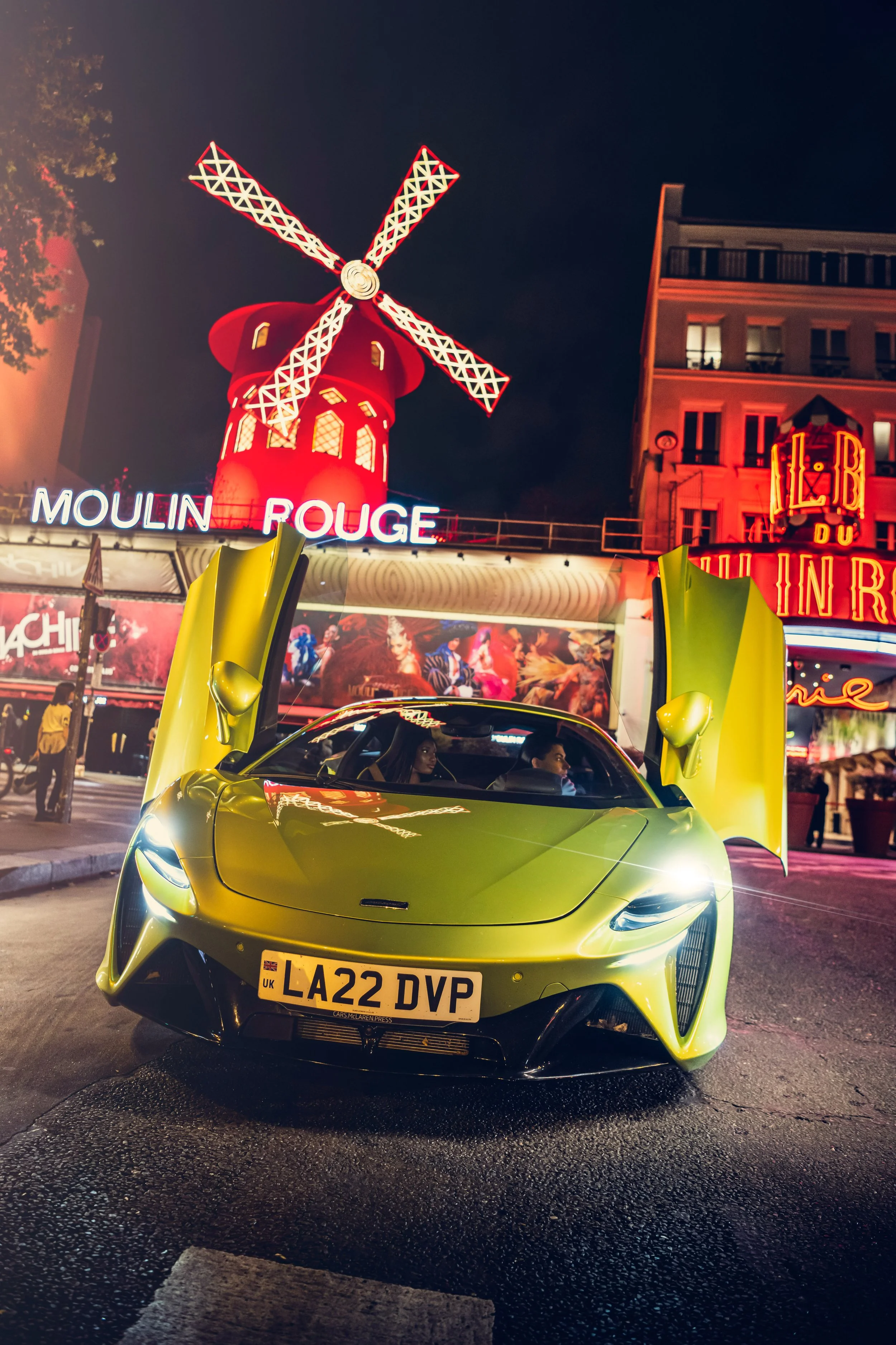 JPG 2022-11 McLaren Paris - Campagne Artura-76 2.jpg