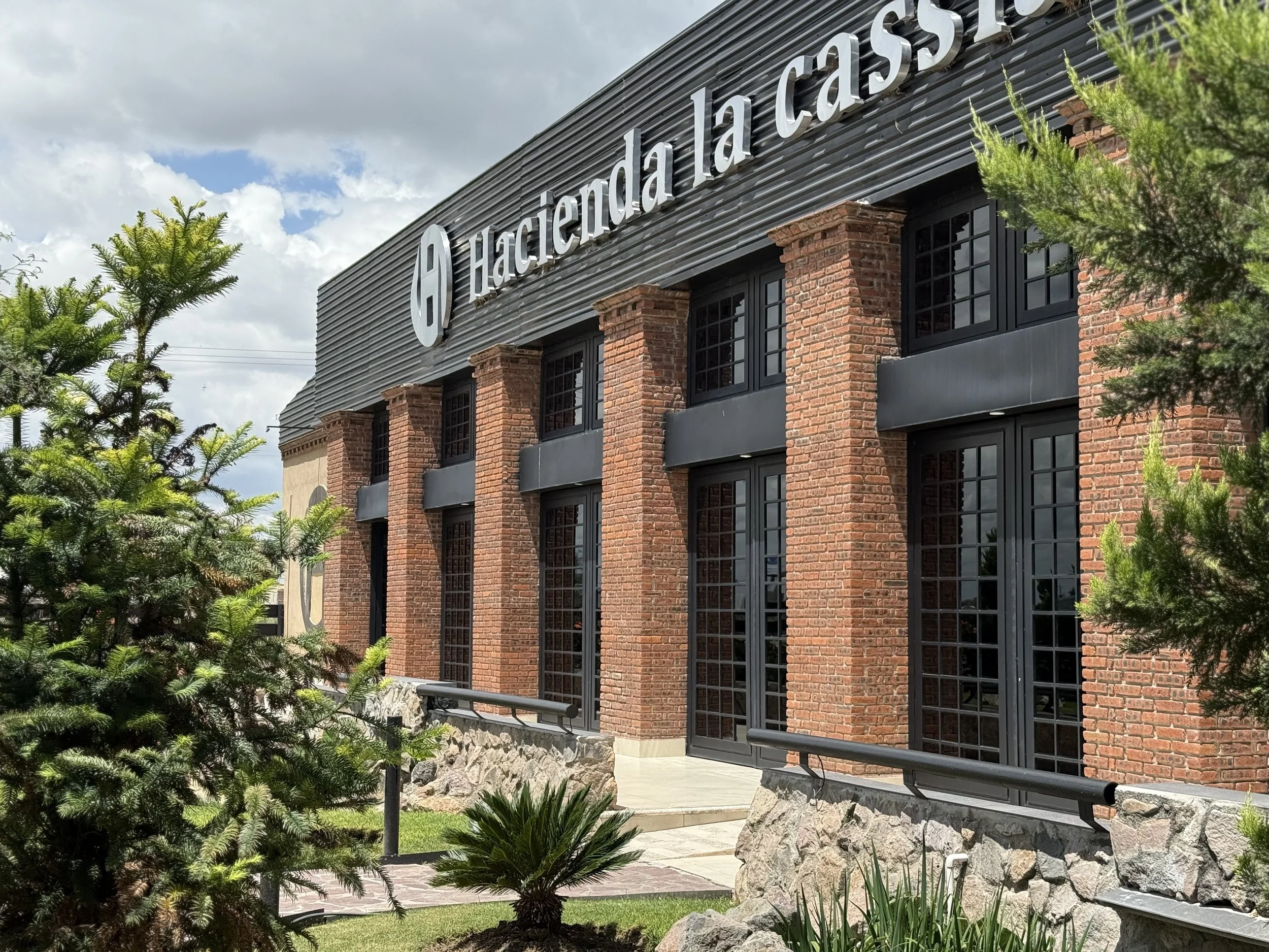 Salón Macro (ver más)