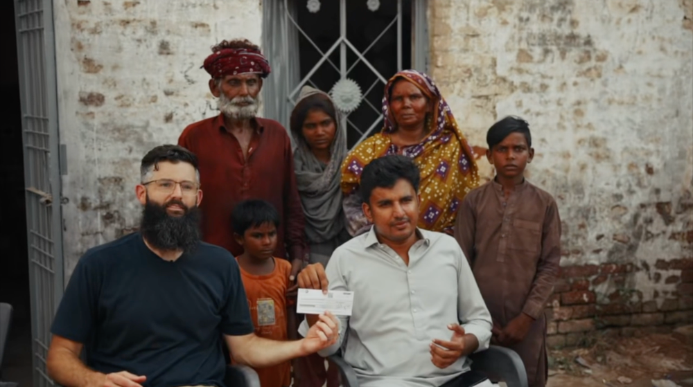 Families released from bonded labour in Pakistan through Operation Freedom.