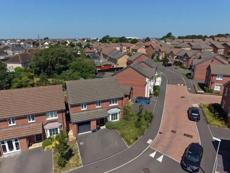 Contractor Stay Rhoose 5 mins from Airport/Barry