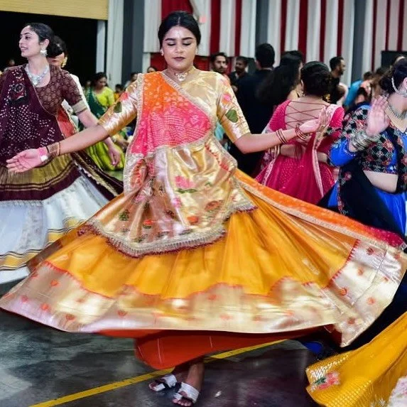 Paithani Presence: Chaniya Choli

#chaniya #chaniyacholi #chaniyacholilove💞 #chaniyacholicollection #chaniyacholis #navra #navratri❤️ #navratrivibes❤️ #navratrispecial❤️ #navratrispecial❤️ #garba #garbalovers❤️ #garbanight #garbalover #garbadance #a
