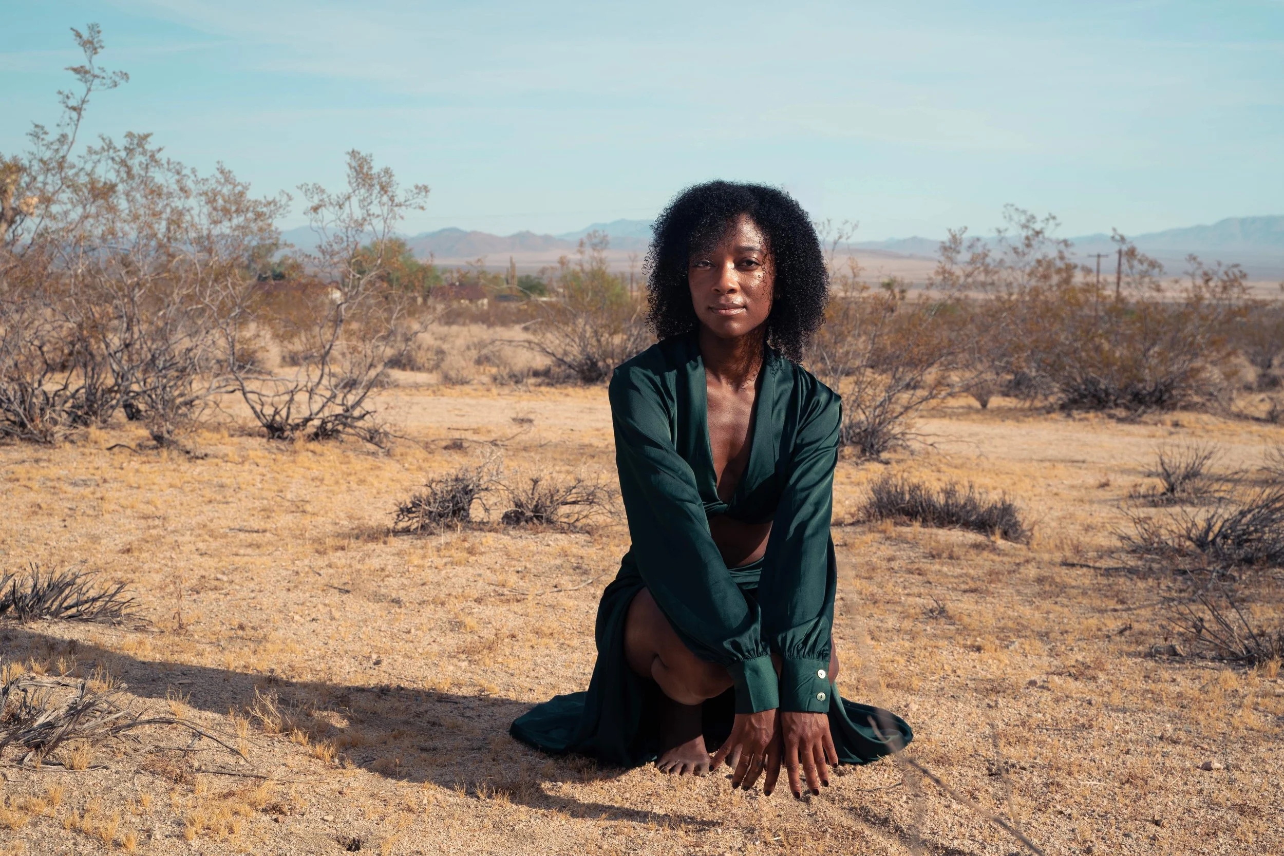 Elixir is an 8-week intuitive healing program for women seeking clarity, self-trust, and spiritual confidence in life and purpose.