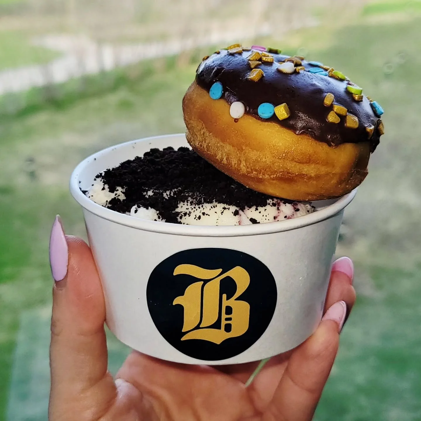 The sweetest details are the ones you make your own 🍦

Our Kawartha Dairy ice cream package comes with the option to customize your toppings bar &mdash; think sprinkles, crushed cookies, chocolate drizzle, or oreo crumble. From classic combos to pla