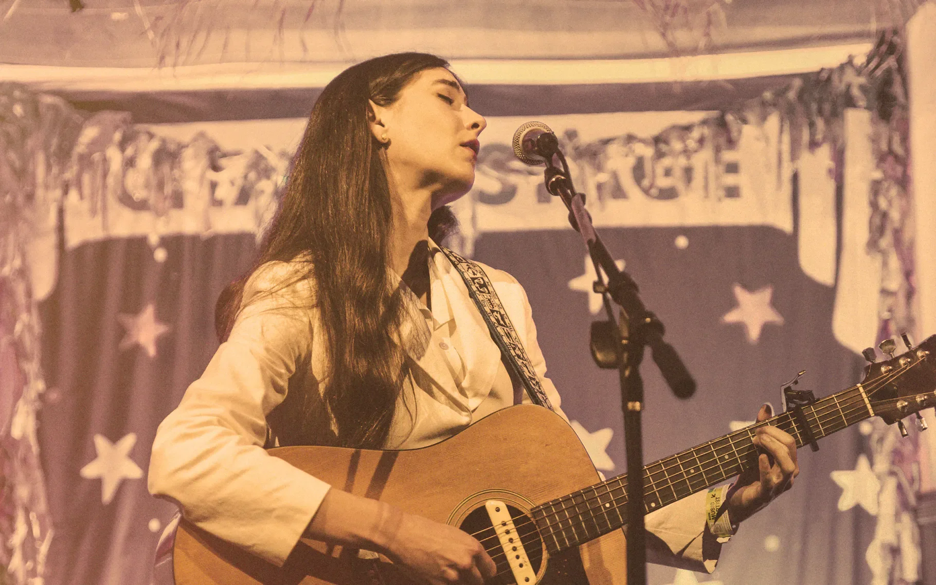 Live From Luck! Weyes Blood on "September Song"