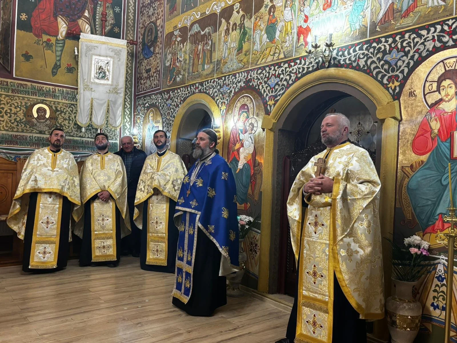 WhatsApp Image 2025-11-15 at 19.12.53-2.jpeg