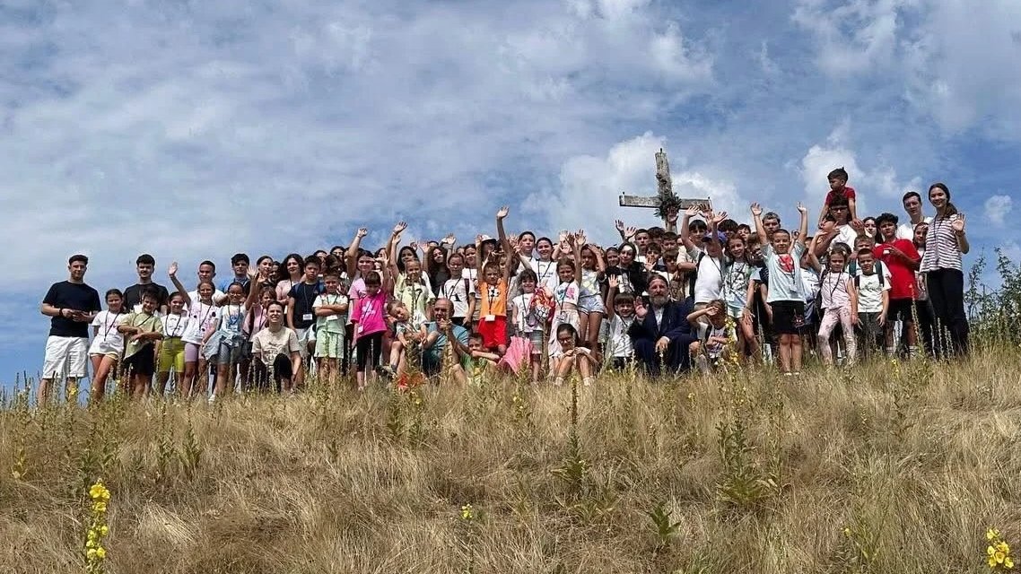 Încep înscrierile pentru proiectul de tabere catehetice al Episcopiei Caransebeșului!