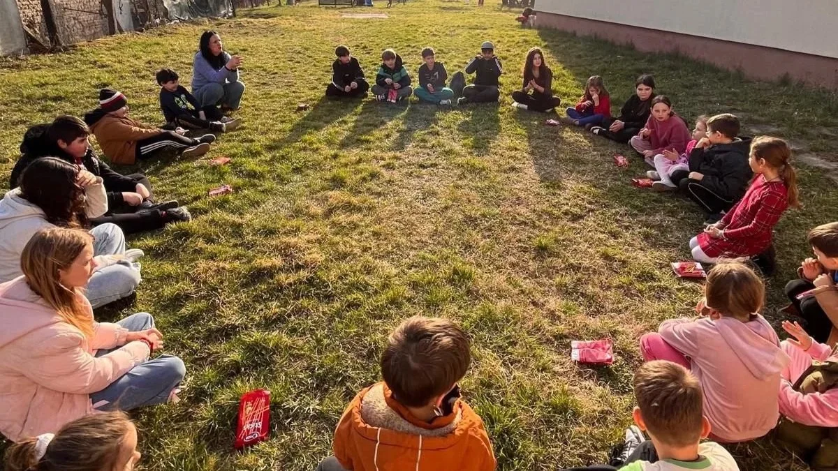 Activitățile din cadrul proiectului „Centrul de activități cu tineretul Sf. Ilie Tesviteanul”al Patriarhiei Române au debutat în Episcopia Caransebeșului