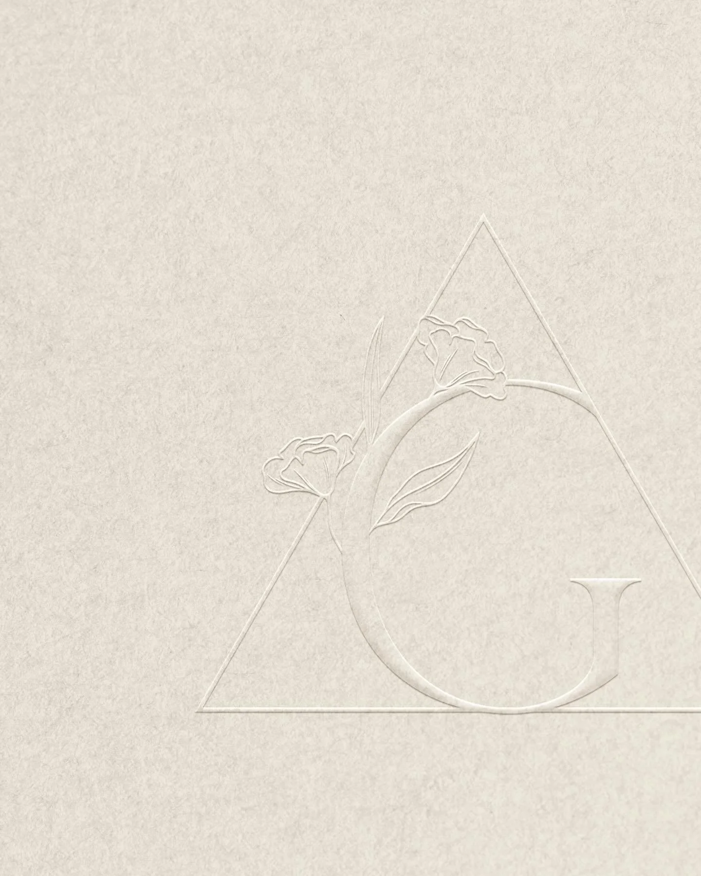 Identit&eacute; visuelle r&eacute;alis&eacute; pour @gioiastudio_ 📸

La fondatrice de Gioia Studio s&rsquo;engage &agrave; capturer la beaut&eacute; unique de chaque instant, des moments intimes aux c&eacute;l&eacute;brations sp&eacute;ciales. Mais 