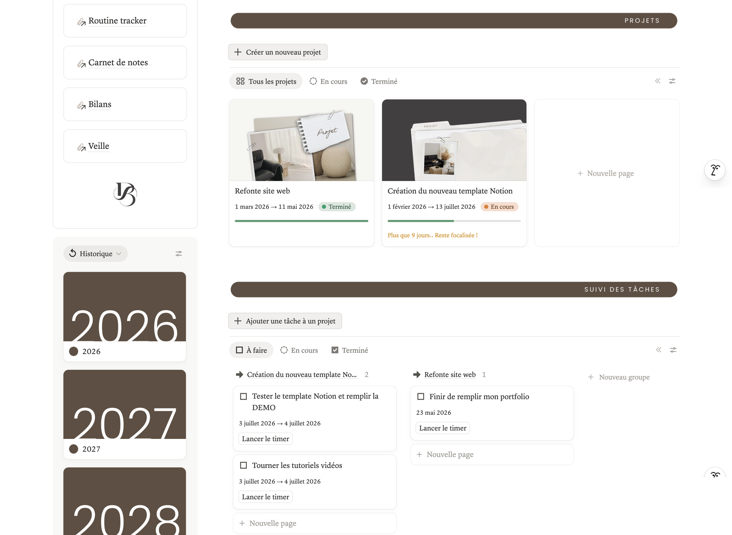 Capture d'écran d'une application de gestion de projets avec des onglets pour suivre différentes tâches telles que la refonte de site web, la création d'un nouveau modèle, le test de modèles, et la fin d'un portfolio, avec des dates, des statuts, et des boutons pour ajouter ou lancer des actions.