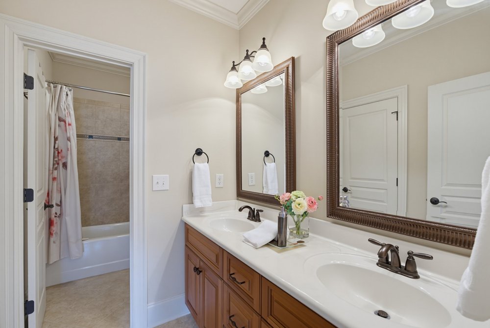 Interior of 4148 Banks Stone Drive