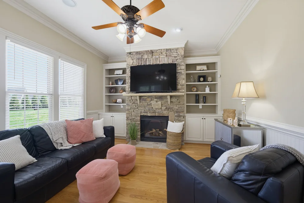 Interior of 4148 Banks Stone Drive