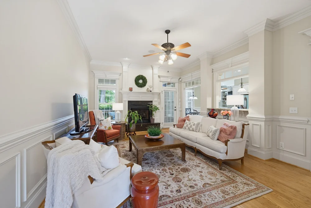 Interior of 4148 Banks Stone Drive