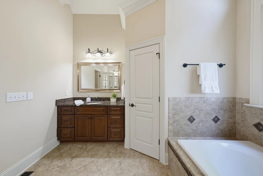 Interior of 4148 Banks Stone Drive