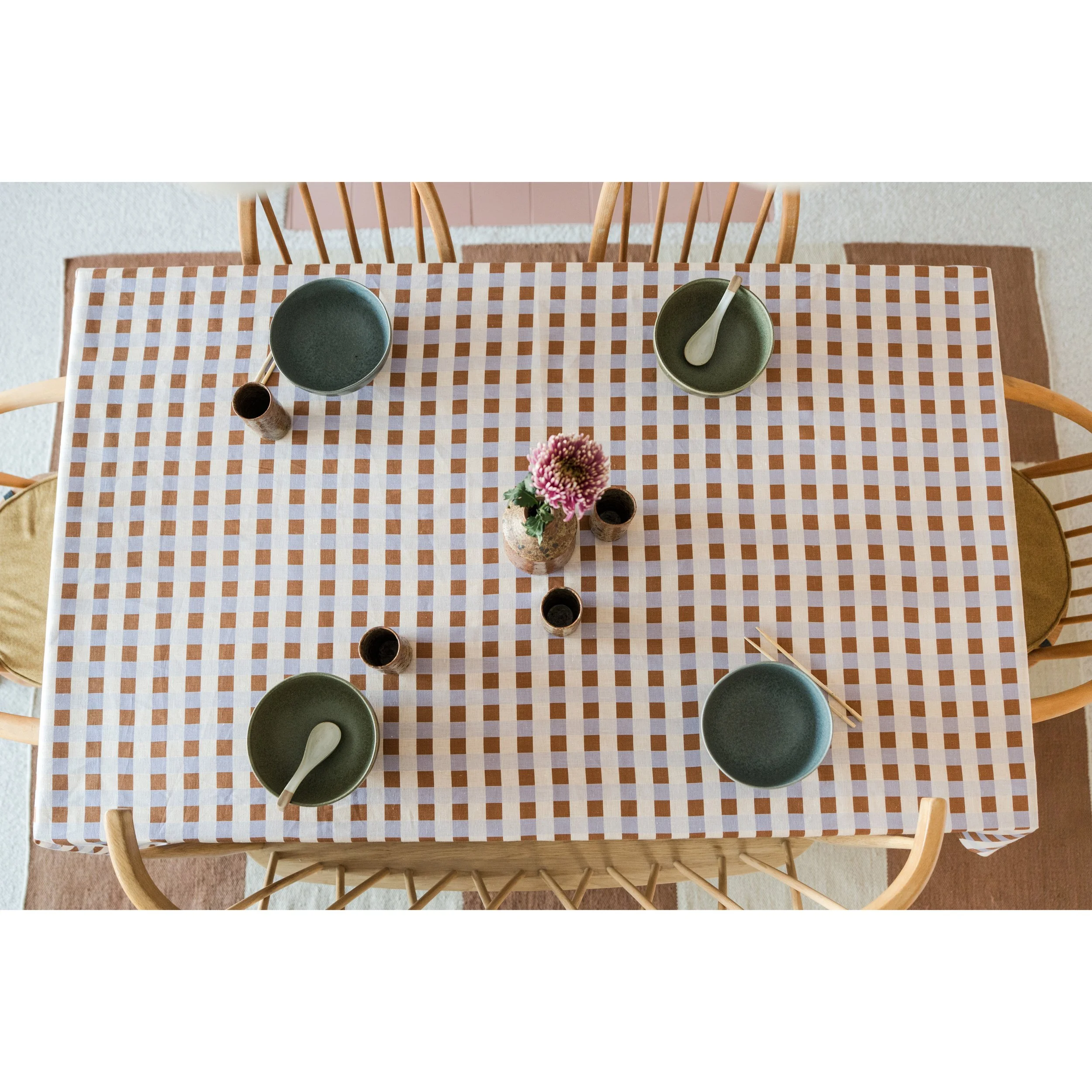 GinghamTablecloth08465.jpg