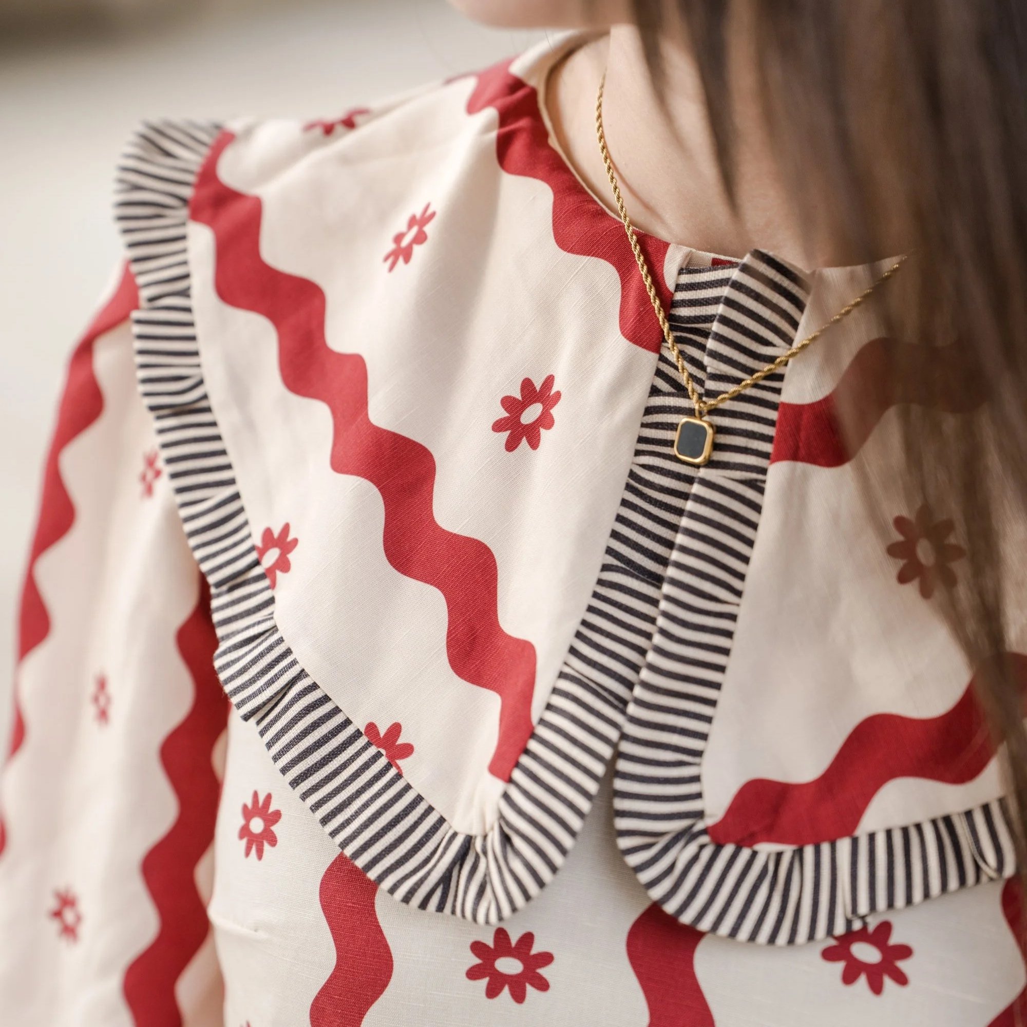 Retro Floral Tencel Oversized Frill Collar Blouse, sustainable slow fashion, inclusive sizes.