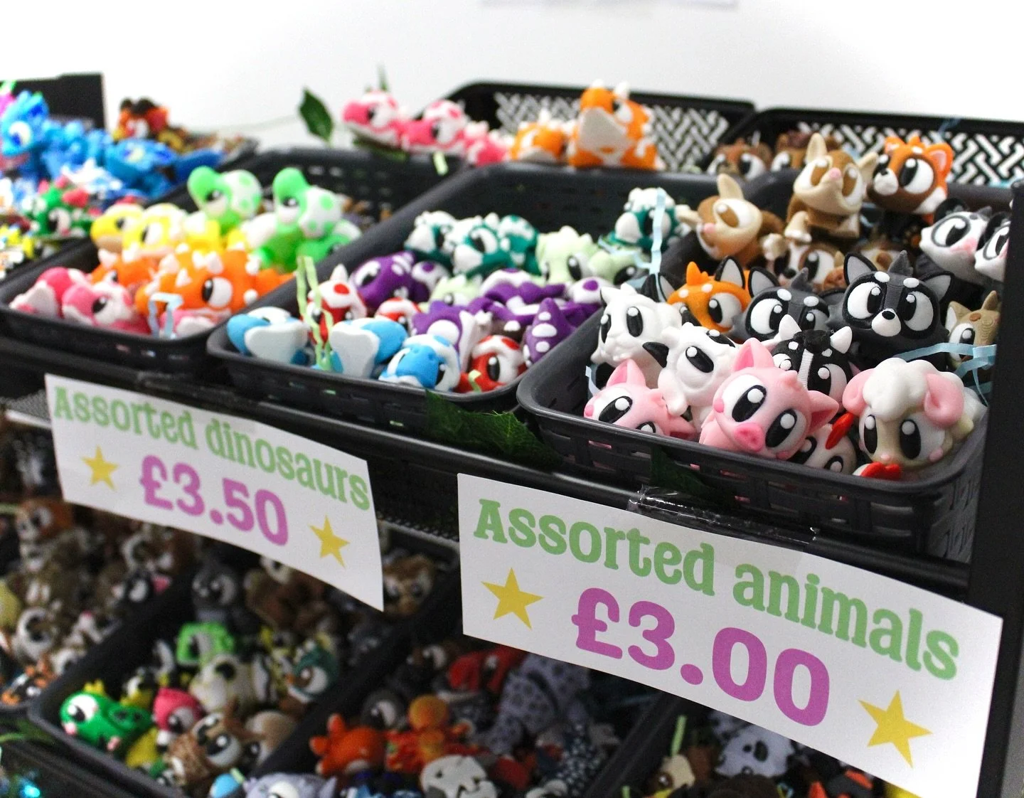 Adopt A Pick &amp; Mix Pet 🐶

We&rsquo;ve got tons of adorable creatures all 3D printed in house 🐉 Choose your favorite or try your luck with a lucky dip egg 🍀 Perfect for treating yourself to a trinket or finding the best Easter baskets surprise 