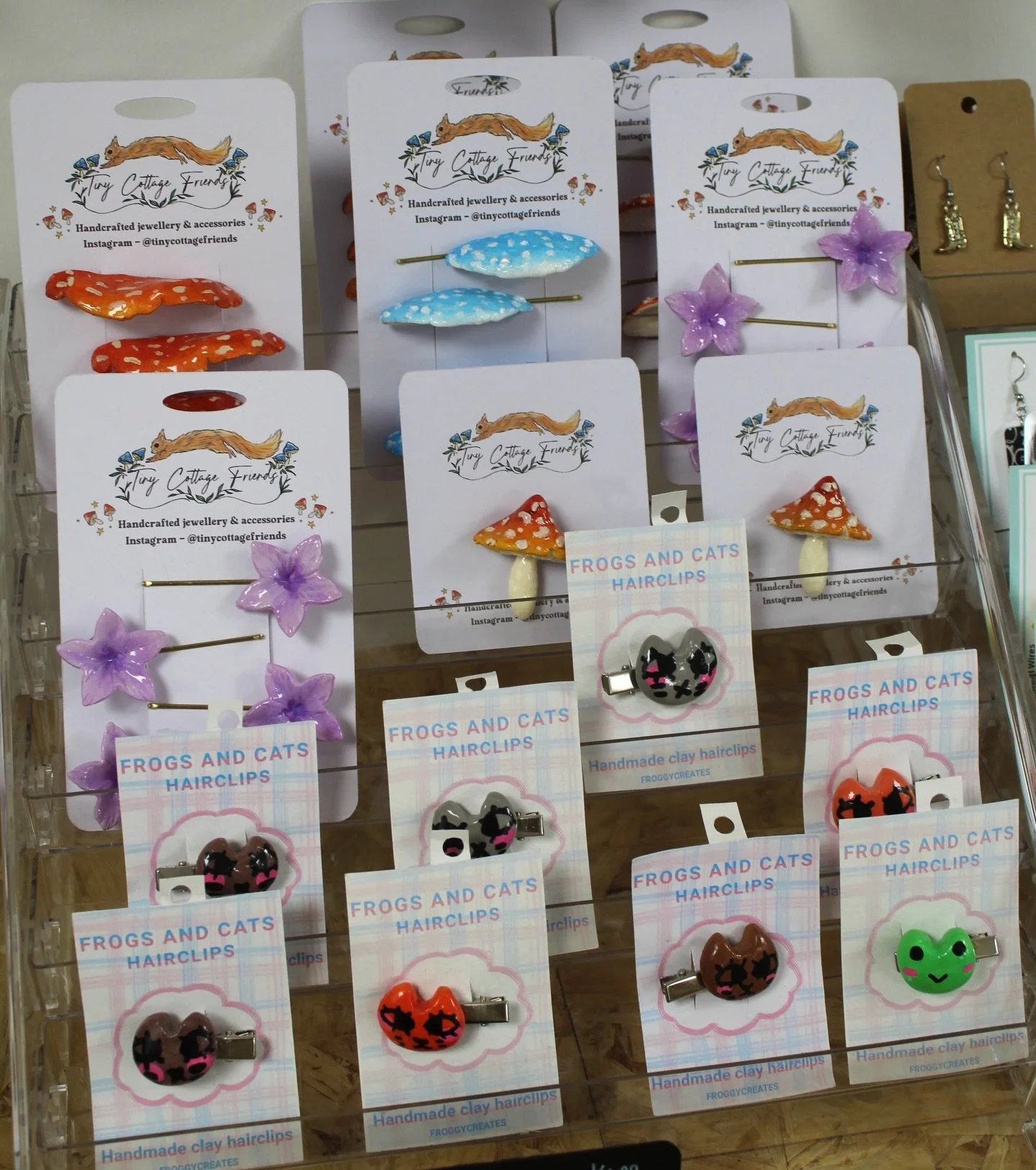 If you ask us, we&rsquo;ve got the cutest hair clips in all of Sheffield! 🍄

Warm hat season is nerely done, so it&rsquo;s time to add something extra you can enjoy in the sun ☀️ 

📍Shop local this spring and visit us just off the high street 🚋 Te