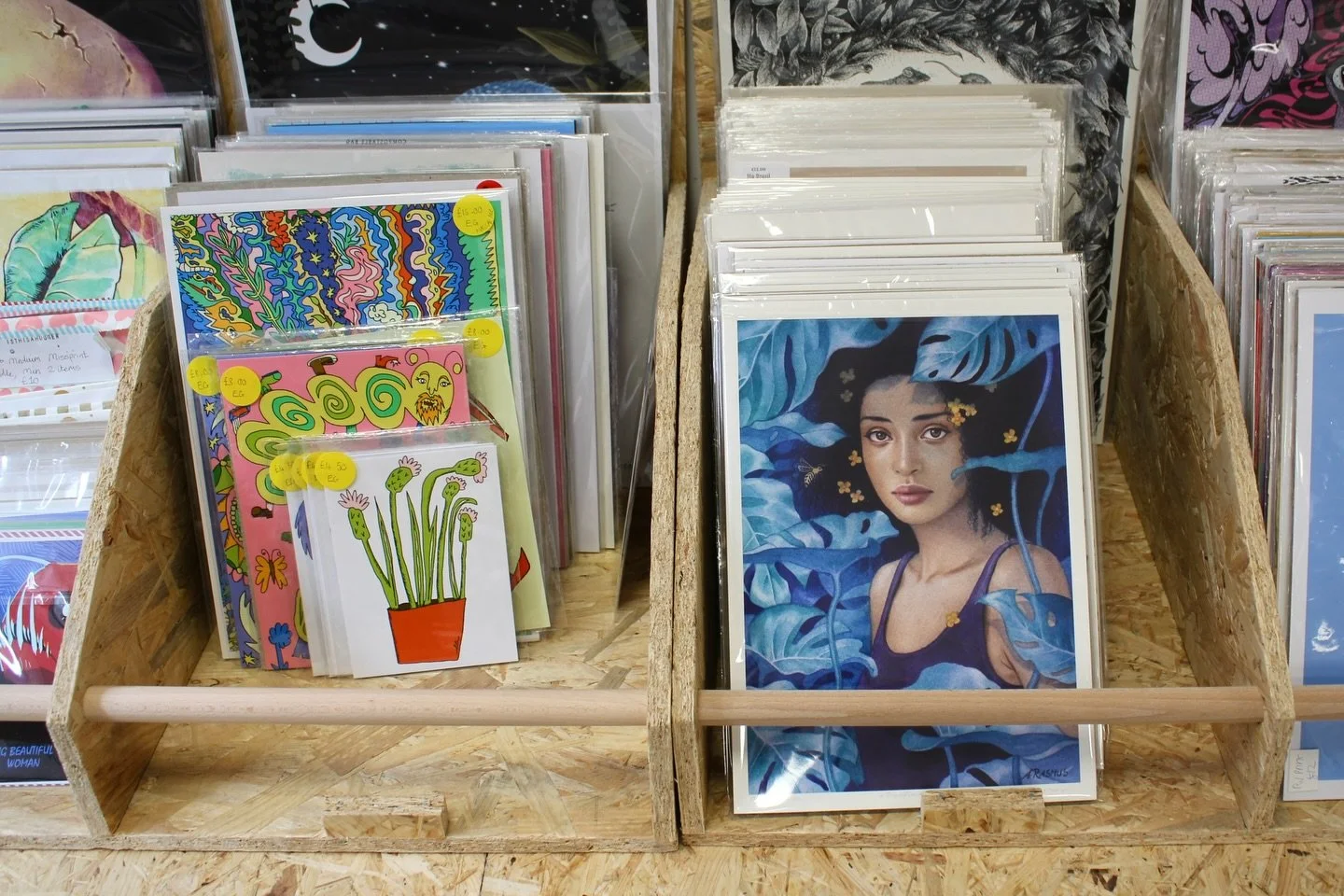 We&rsquo;ve got loads prints ready to crawl up your walls 🖼️

Visit us in Sheffield city centre to browse what we&rsquo;ve got. 🛍️There are new designs coming in ALL THE TIME from local independent artists!🧑&zwj;🎨 

📍Find our shop just off the h