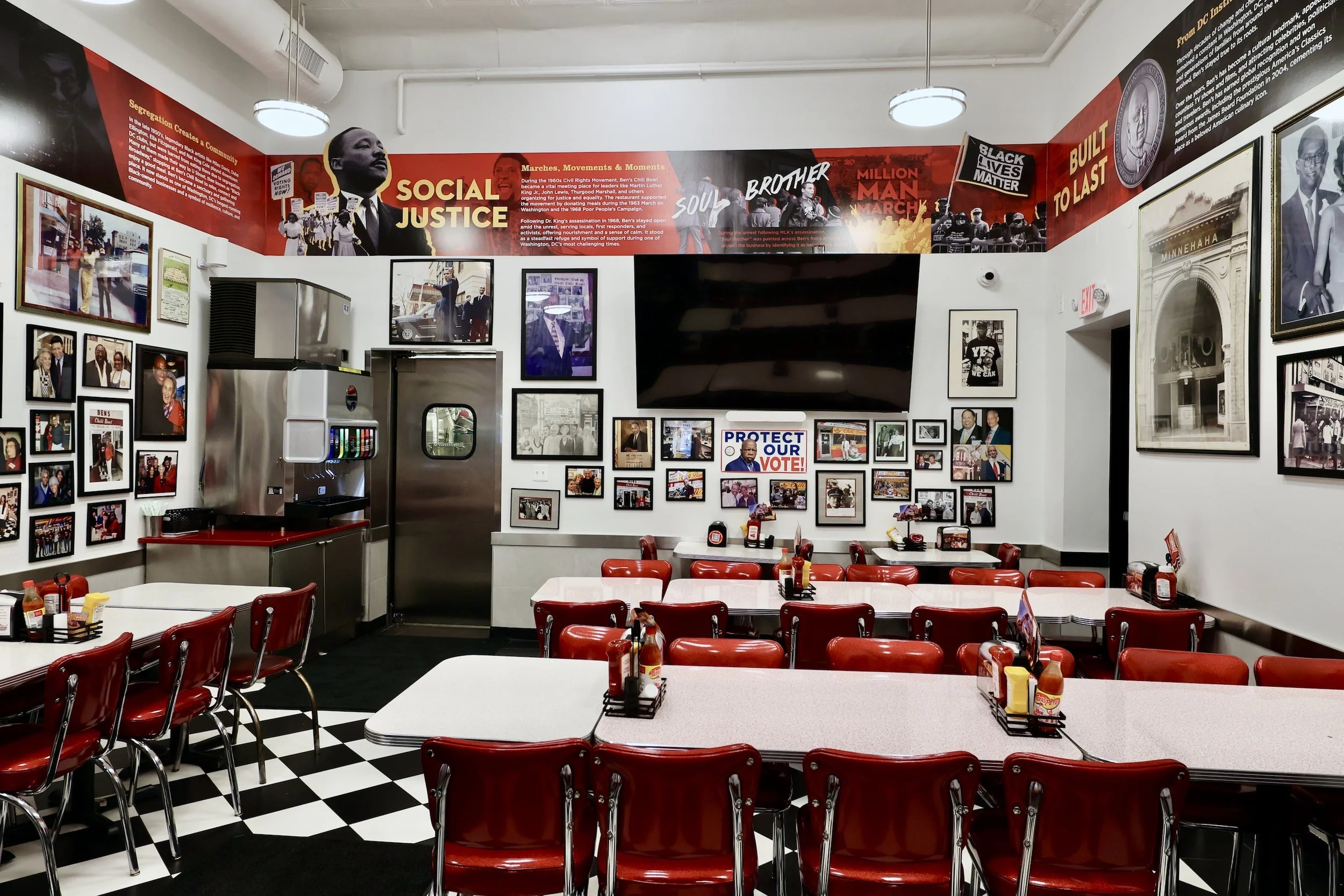 BCB Interior 5 Ron Thomas.JPG