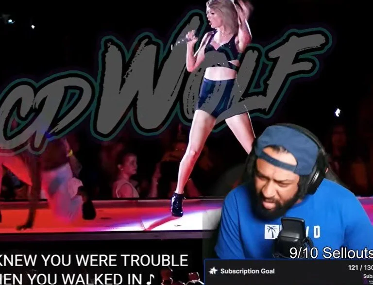 First Time Watching “I Knew You Were Trouble” LIVE | Taylor SNAPPED.