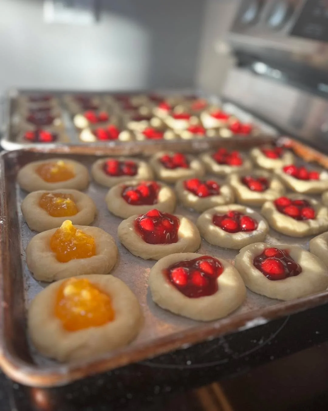 Thanksgiving 🦃 is only a week &amp; a half away!! Win Family Member of the year 🌟when you show up with FRESH baked kolaches!!

Place your order right now on our website and pick up on Wednesday , November 26 from 8AM-12PM at our shop | 9332 State H