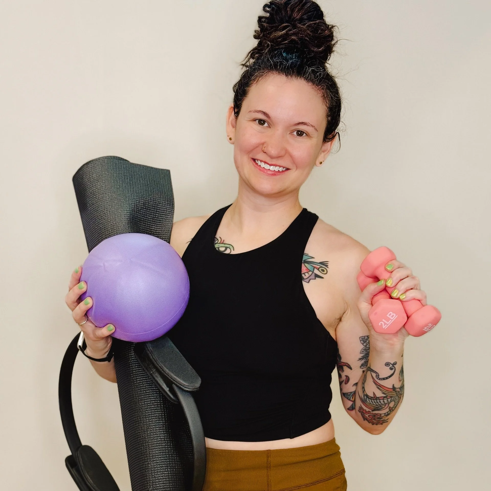 Since I've gotten some new followers recently, I wanted to re-introduce myself. 🫶🏼

I'm Sara, and I teach Pilates and yoga part-time in Chattanooga. I'm also a project and operations manager with a master's degree in the business of art and design.