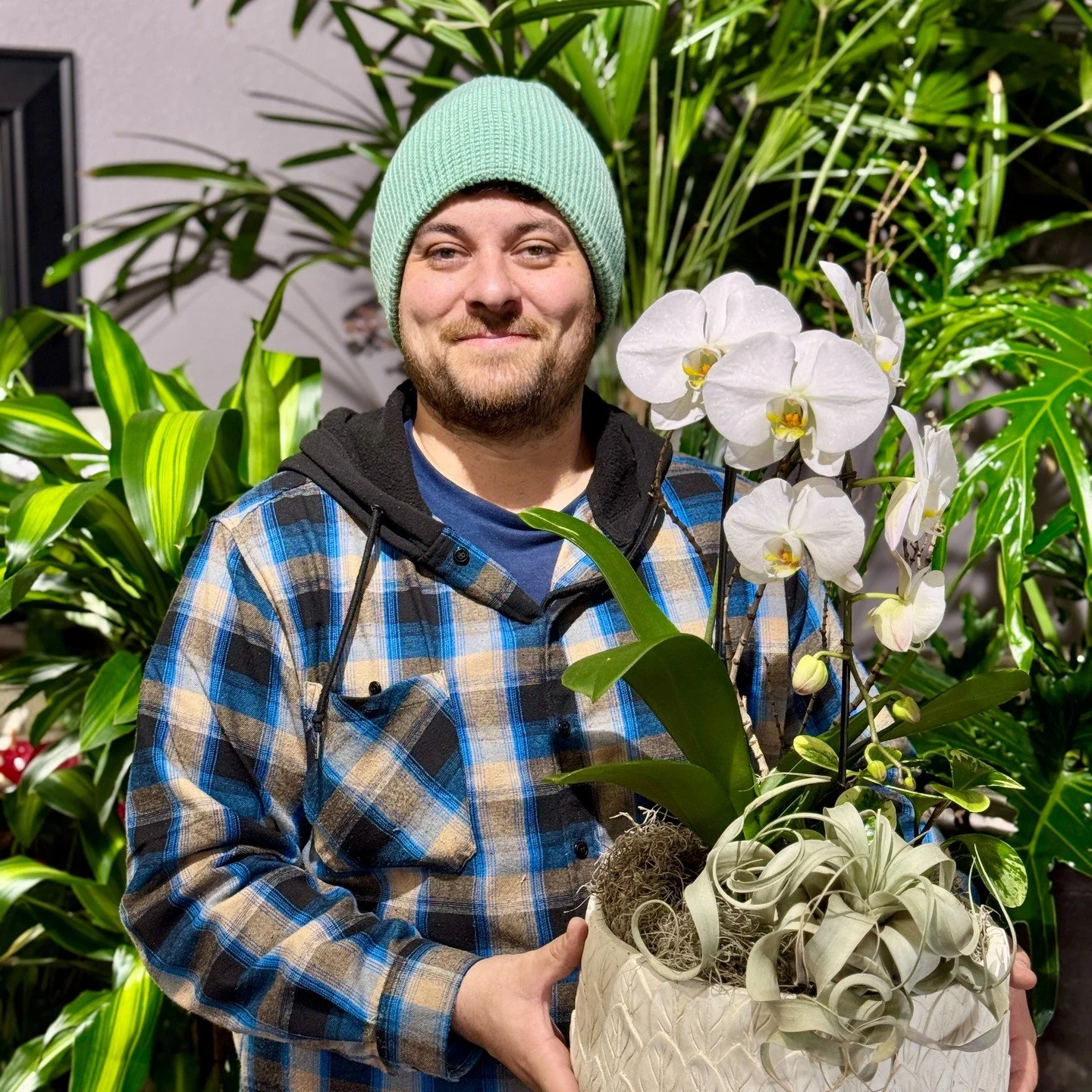 🌿Here at the Portland Plant Collective our passion and life long love of plants is what has kept this dream alive. The owner Josh grew up on the Oregon coast exploring the prehistoric forests. His love for ferns and skunk cabbage was only empowered 