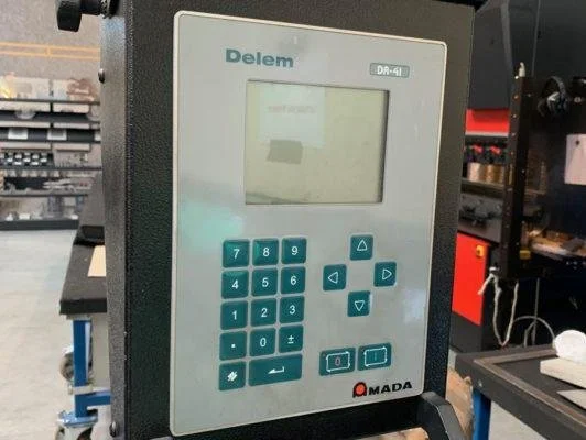 Control Numérico Delem DA-41