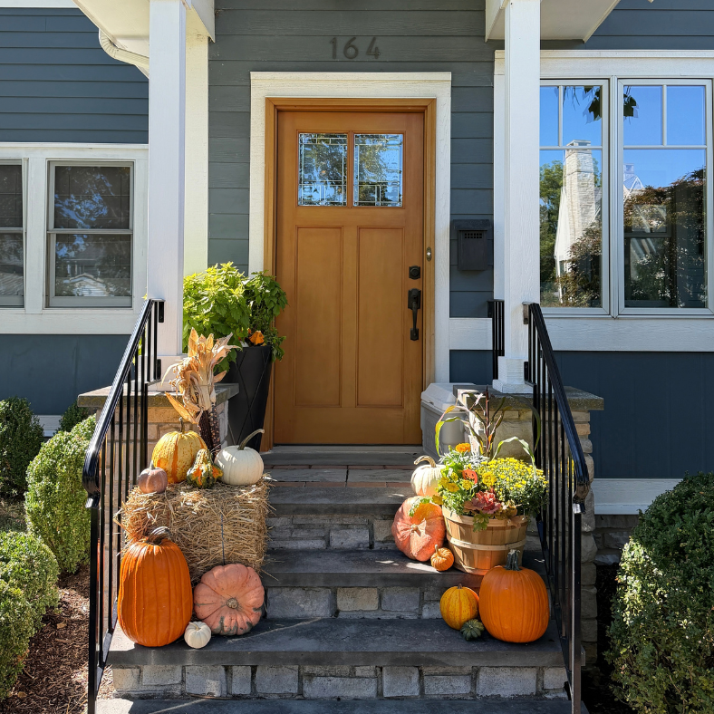 GOURDGEOUS Mini Fall Makeover