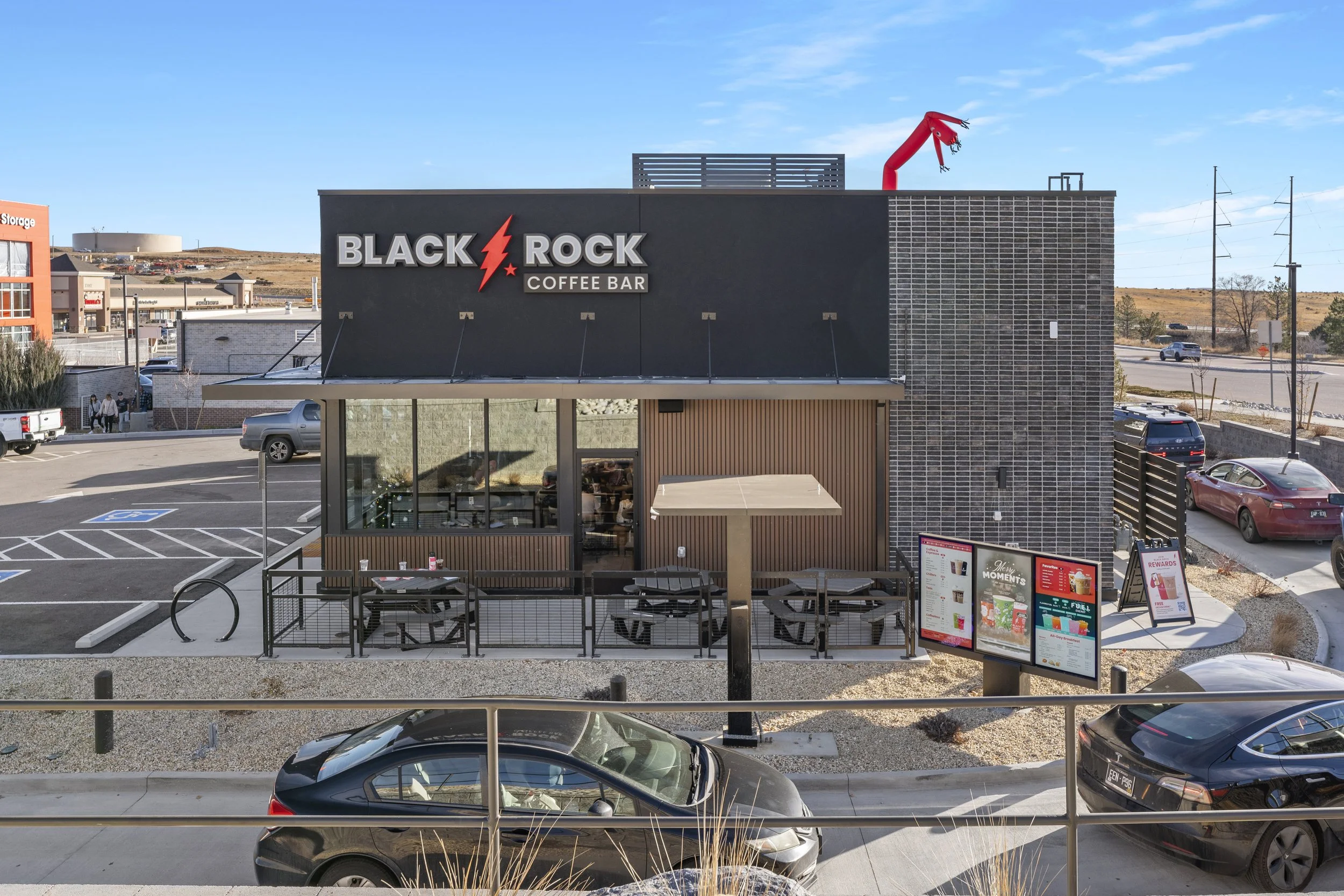 FIVE67.com - Ground Level Photo 27.jpg