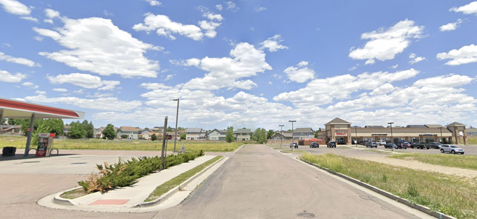 Willowind Commercial Center