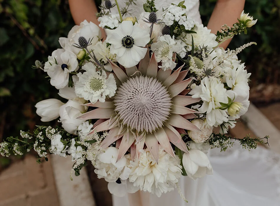 the_blonde_bouquet_spring_Weddings_08.jpg