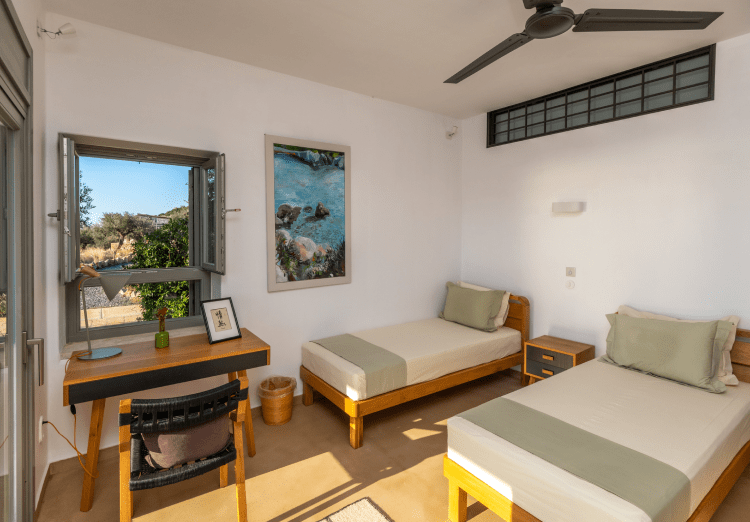 Premium Double Shared — Ensuite Bath