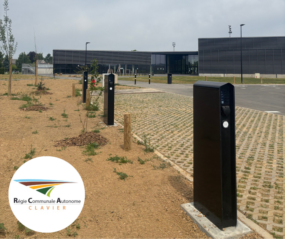 Bornes de recharge pour voitures – Centre Sportif de Clavier