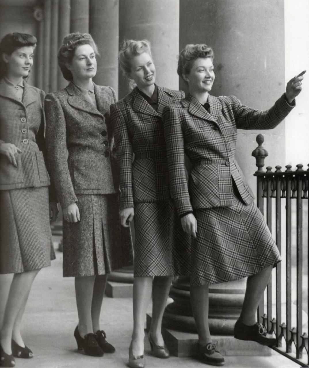 1940's womens.jpg