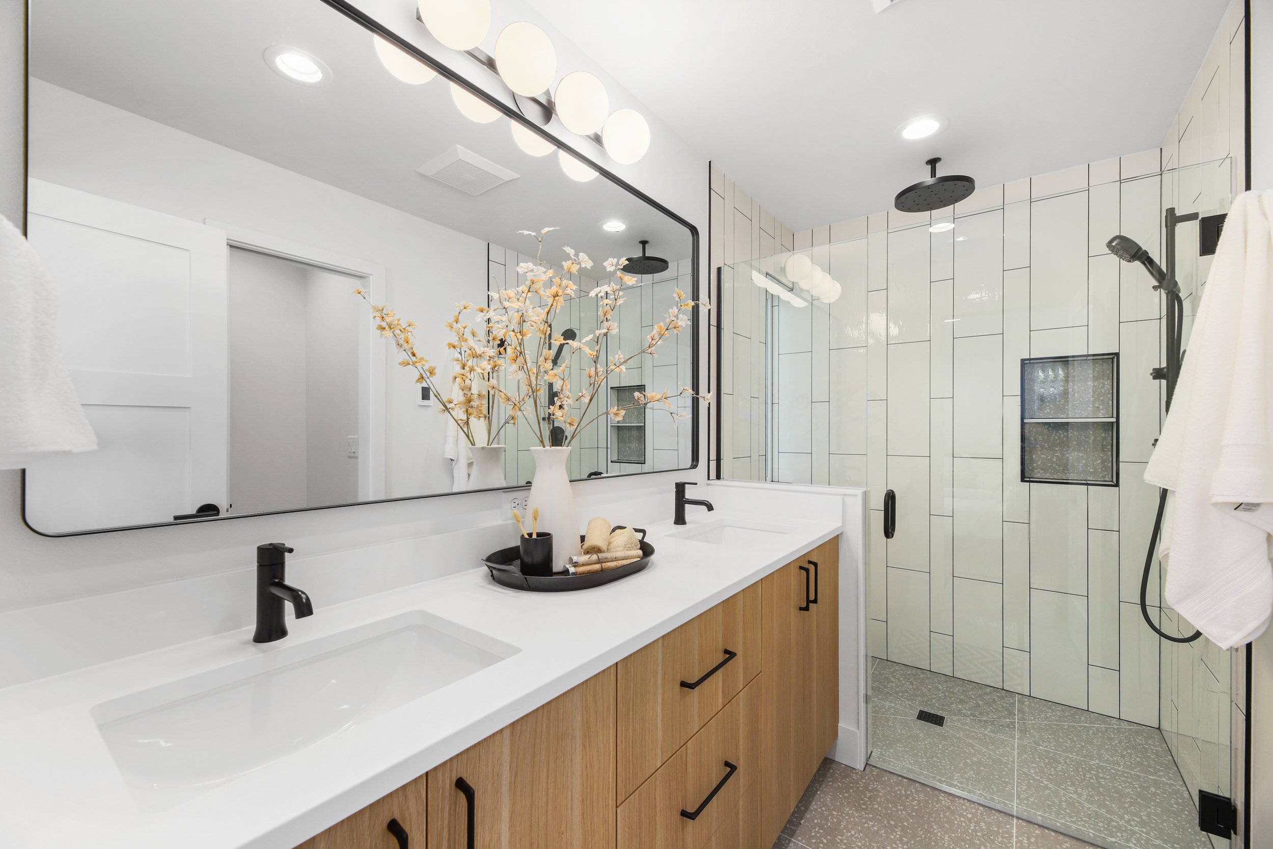 2739 - Primary Bathroom.jpg