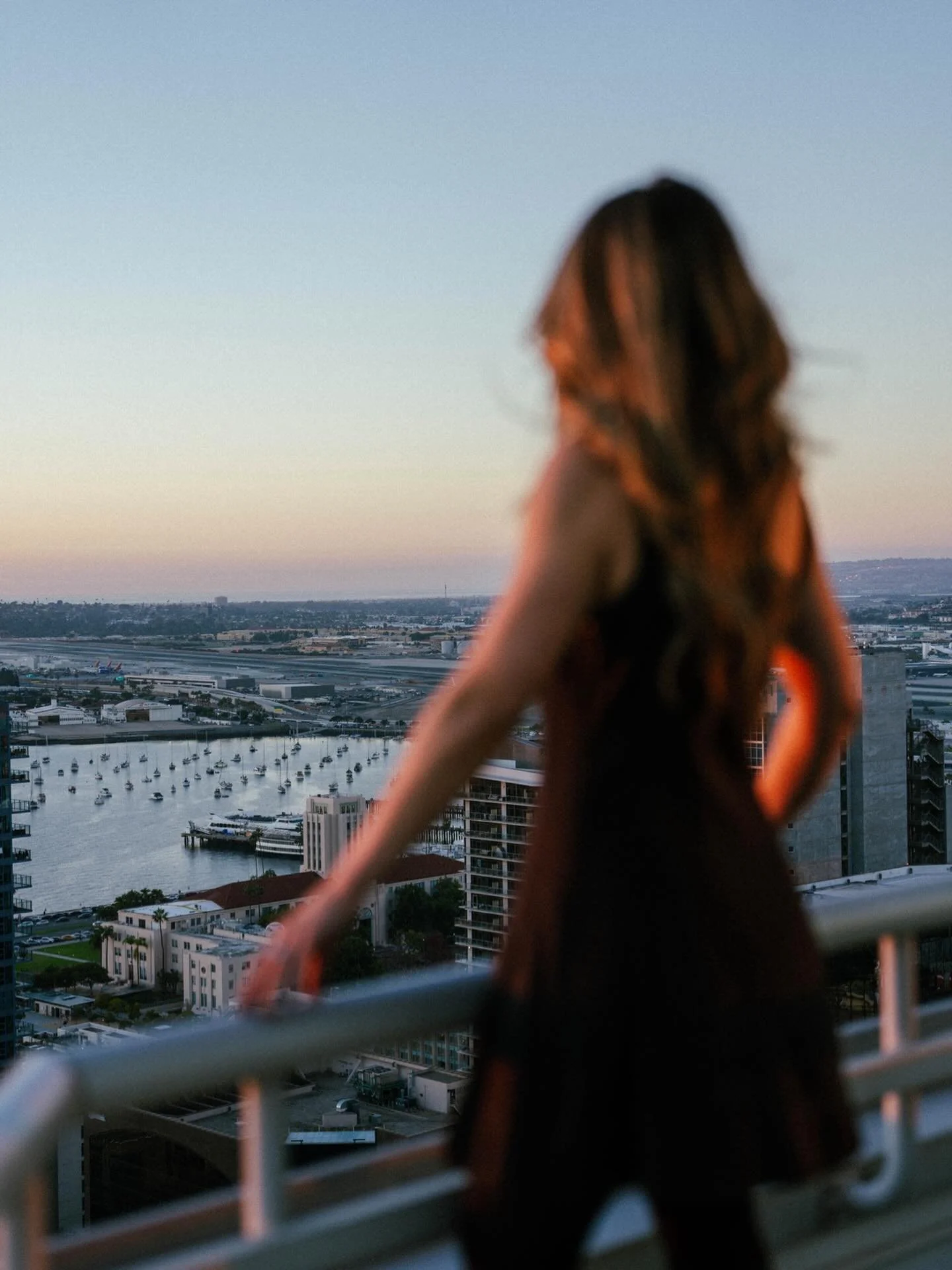 Views that shift the way you move.

Grateful for the view.
Grateful for the climb.
Grateful for the trust it takes to build something beautiful.

#KostelDesign #LiveLoudly #Gratitude #CoastalLiving