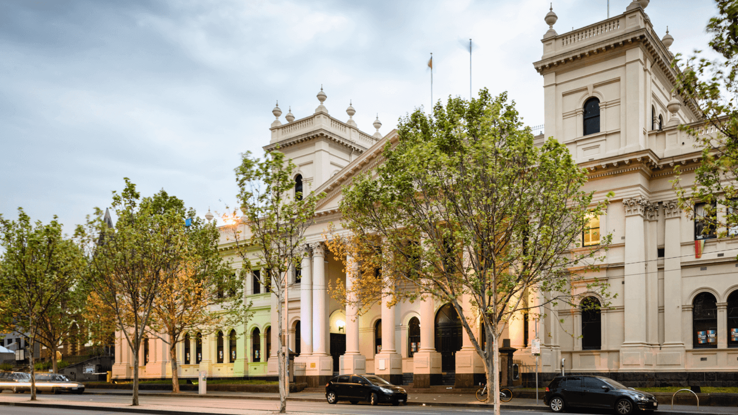 An images of Trades hall from across thew road, Lygon Street