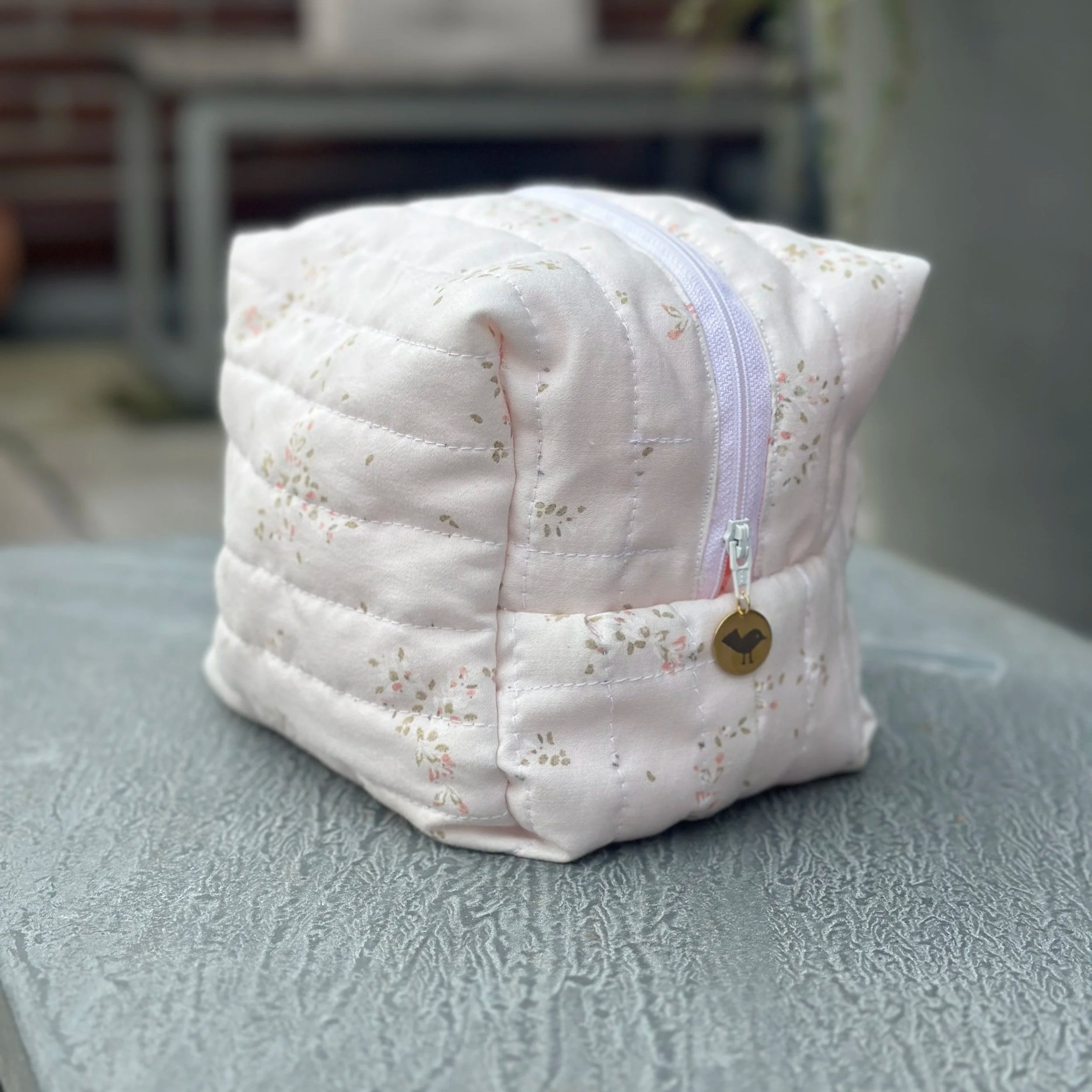 alea-vintage-vanity-pouch_nearly-square-nettie_1.jpg